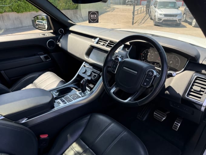 2025 Land Rover Range Rover Sport