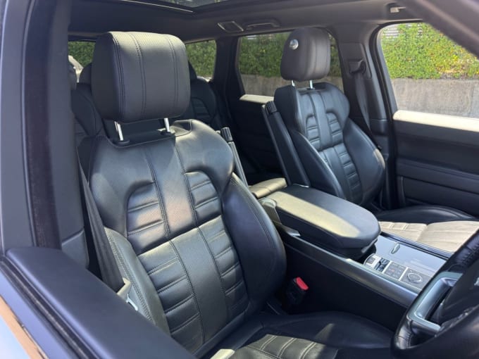 2025 Land Rover Range Rover Sport