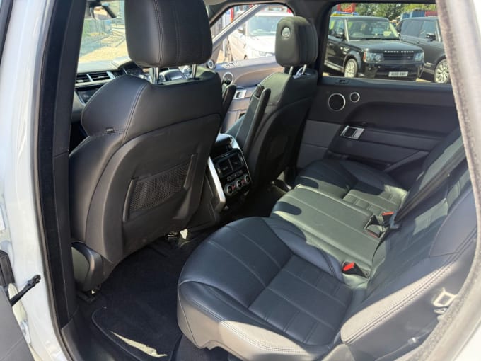 2025 Land Rover Range Rover Sport