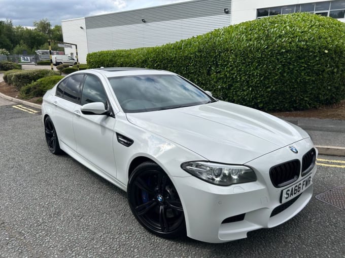 2025 BMW M5