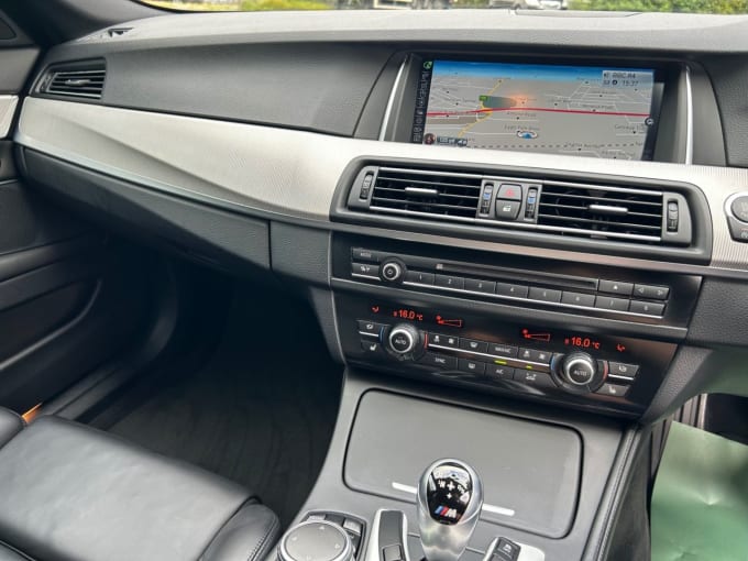 2025 BMW M5
