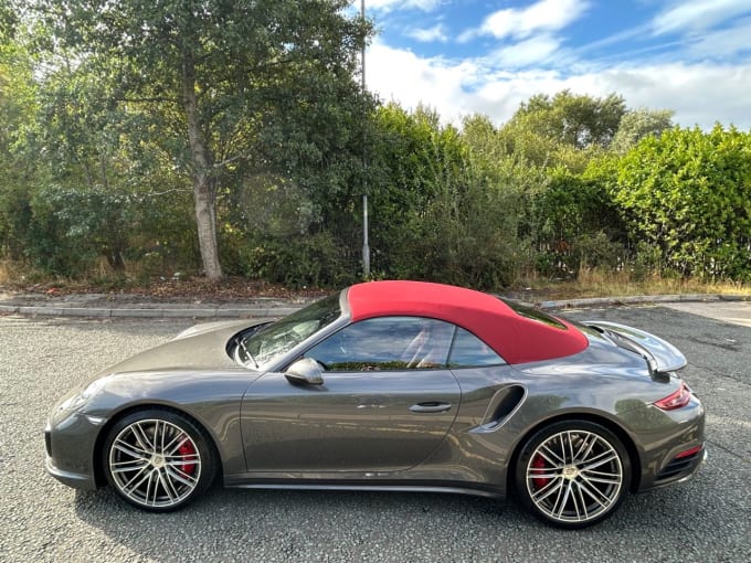 2025 Porsche 911