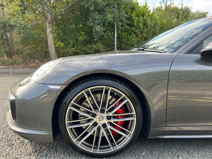 2025 Porsche 911