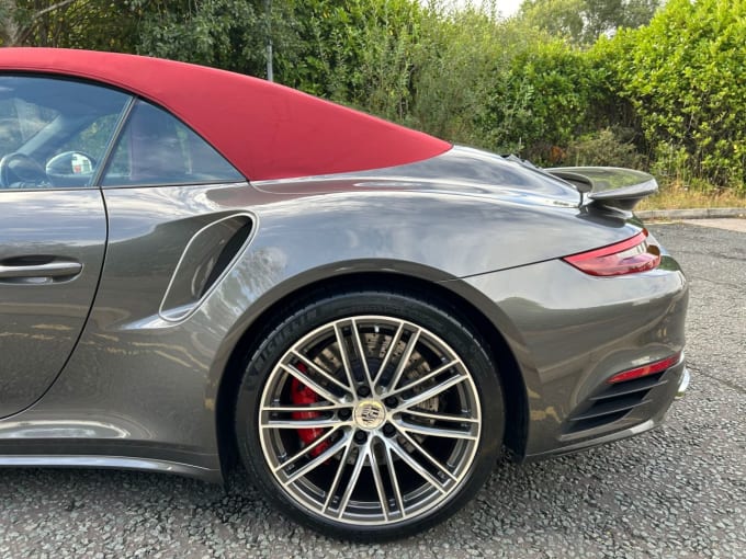 2025 Porsche 911