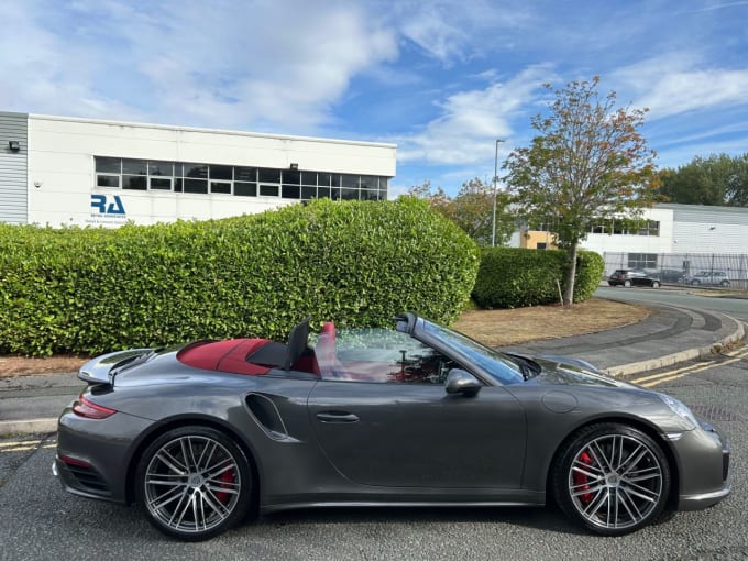 2025 Porsche 911