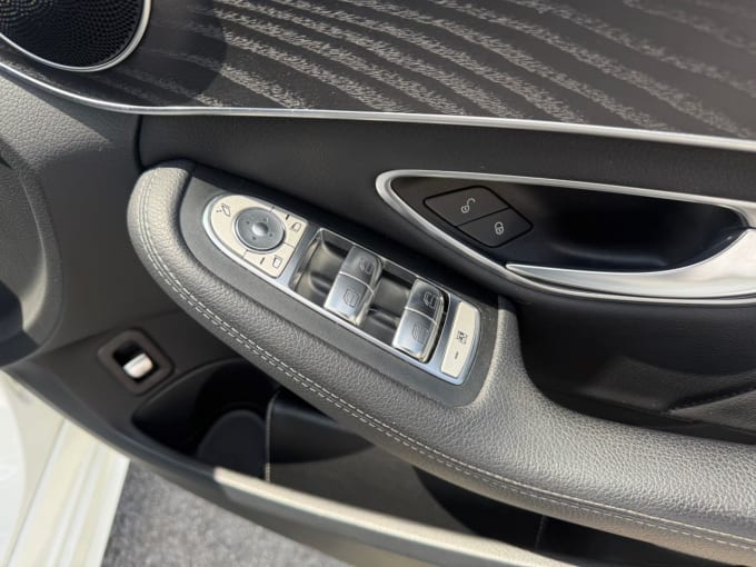 2025 Mercedes-benz C-class