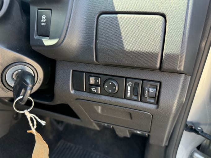 2025 Isuzu D-max
