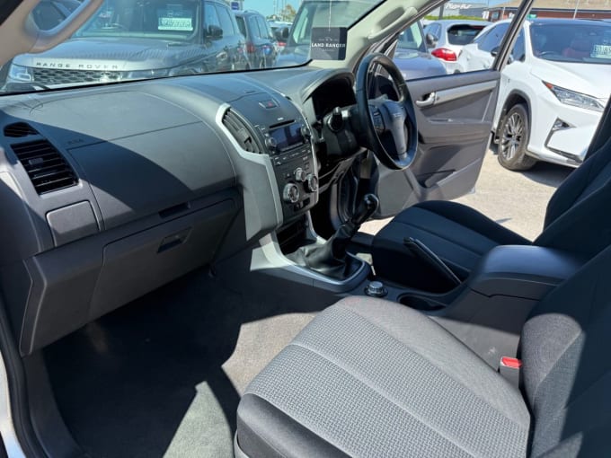 2025 Isuzu D-max