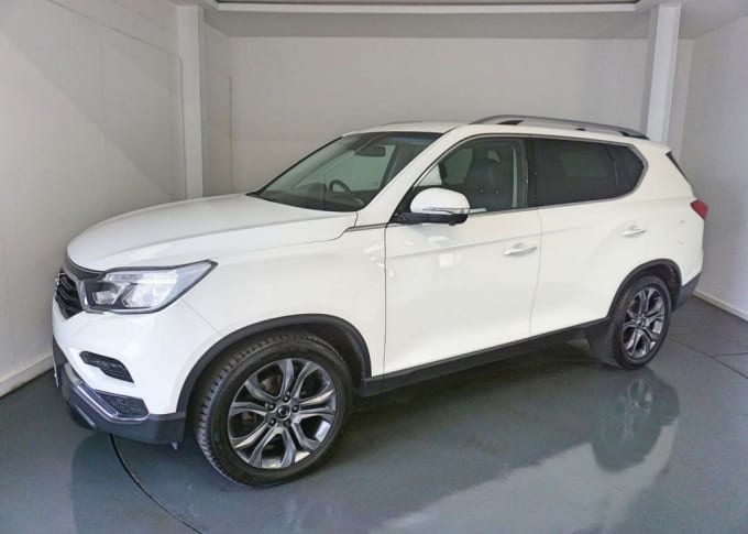 2025 Ssangyong Rexton