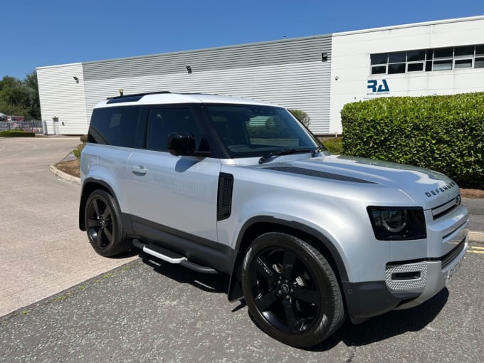 2025 Land Rover Defender