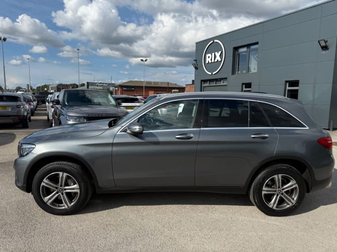 2025 Mercedes-benz Glc