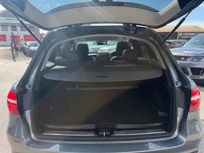 2025 Mercedes-benz Glc