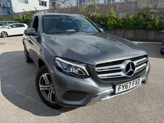 2025 Mercedes-benz Glc