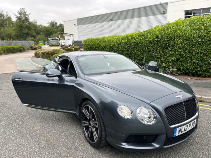2025 Bentley Continental