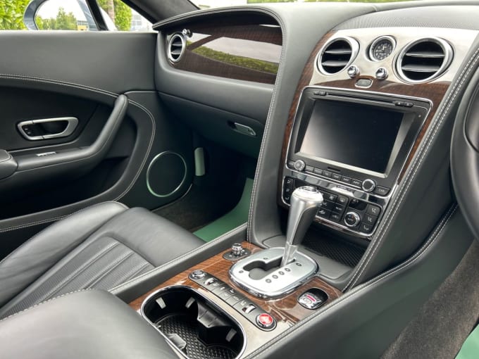 2025 Bentley Continental