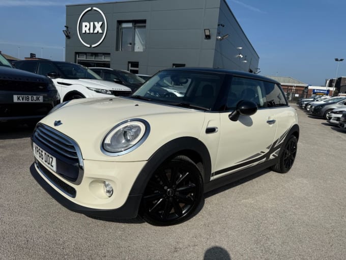 2025 Mini Hatch