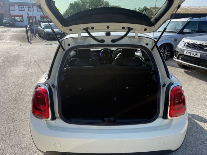 2025 Mini Hatch