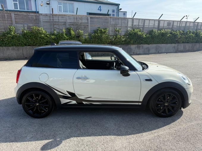 2025 Mini Hatch