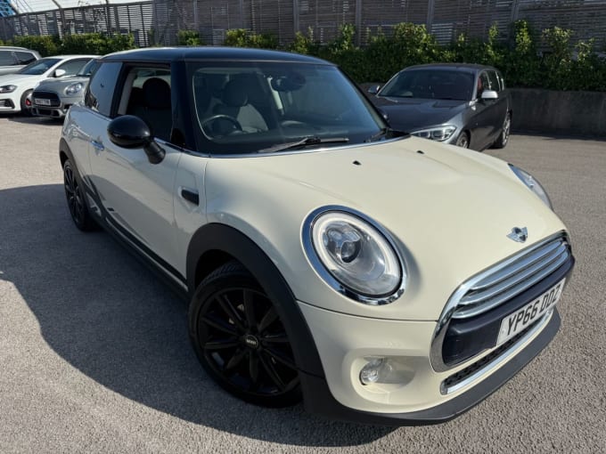 2025 Mini Hatch