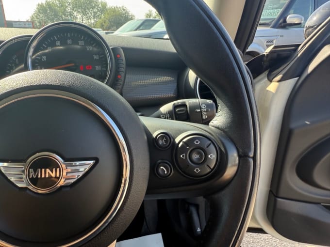 2025 Mini Hatch