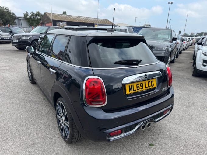 2025 Mini Hatch