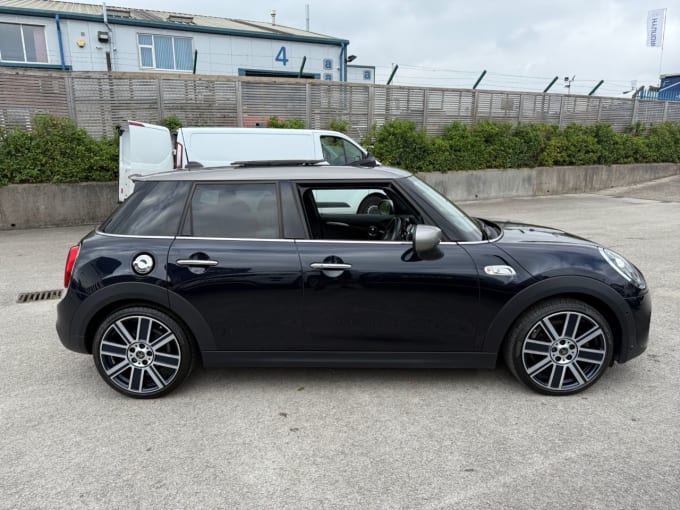 2025 Mini Hatch