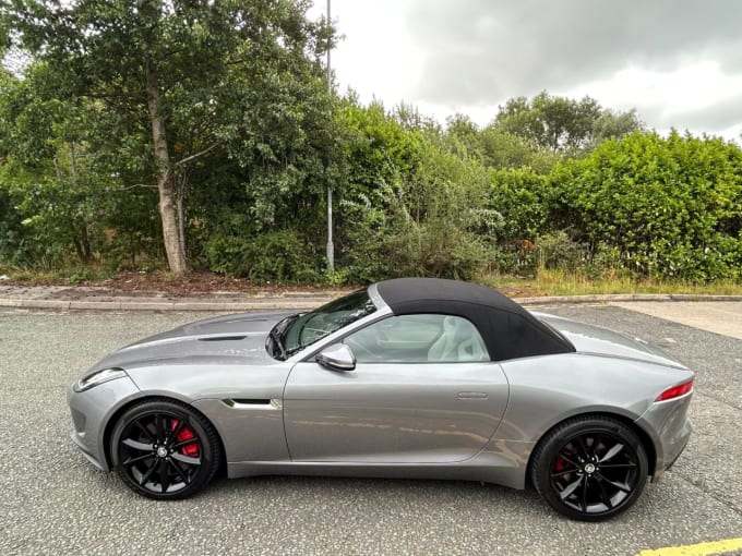 2025 Jaguar F-type