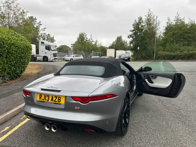 2025 Jaguar F-type
