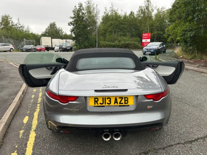 2025 Jaguar F-type