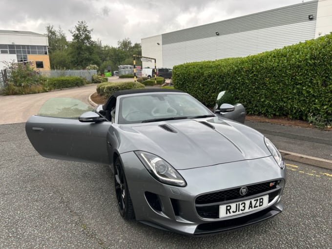 2025 Jaguar F-type