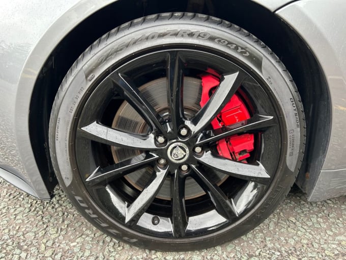 2025 Jaguar F-type