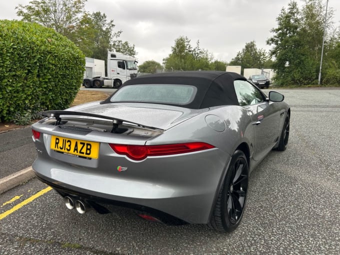 2025 Jaguar F-type