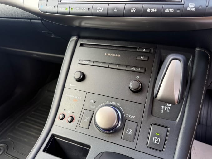 2025 Lexus Ct