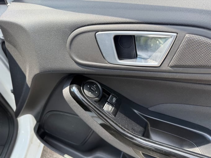 2025 Ford Fiesta