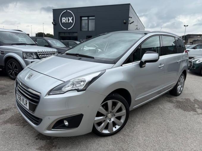 2025 Peugeot 5008