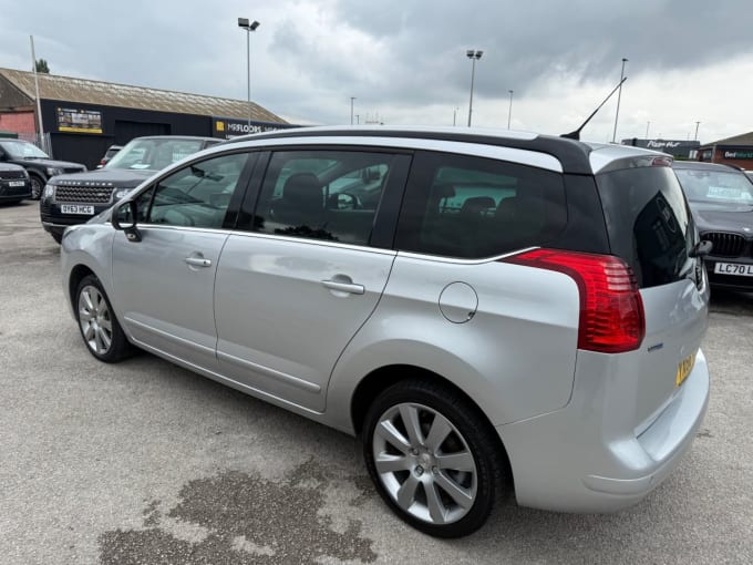 2025 Peugeot 5008