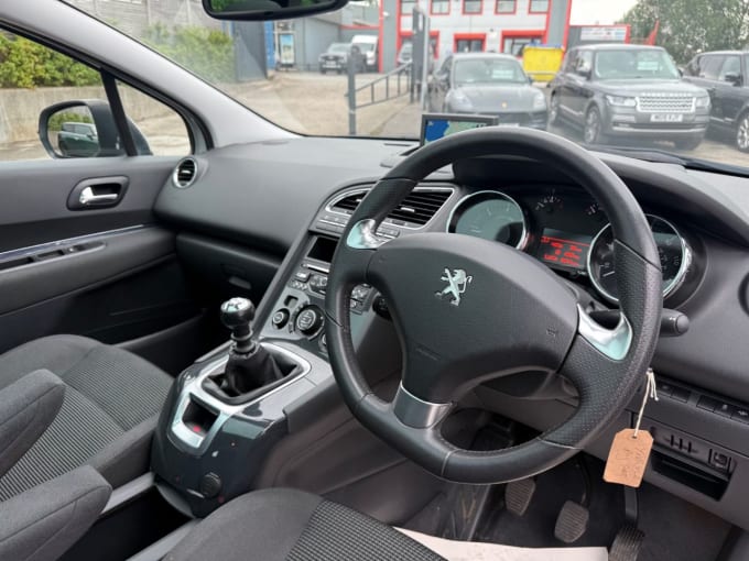 2025 Peugeot 5008