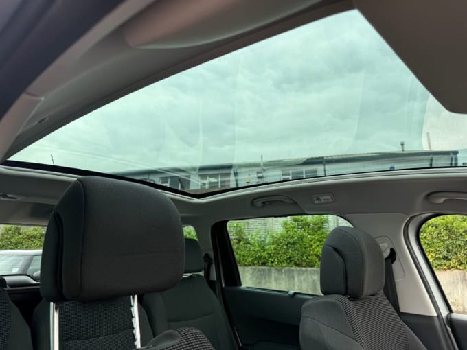 2025 Peugeot 5008