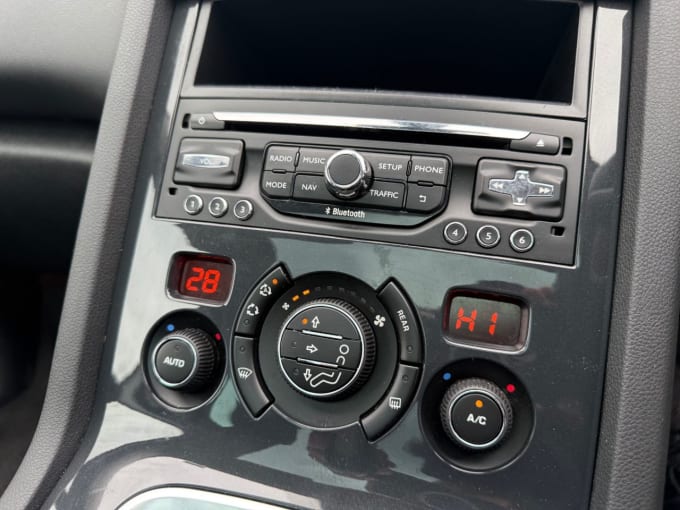 2025 Peugeot 5008