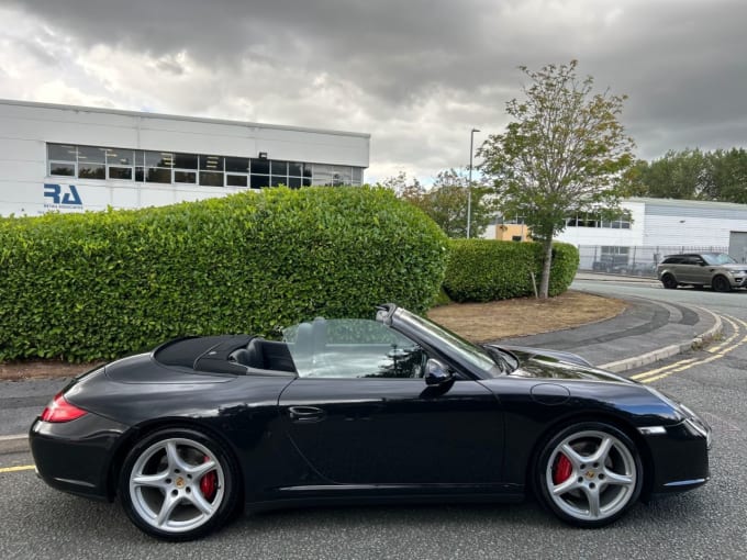 2025 Porsche 911