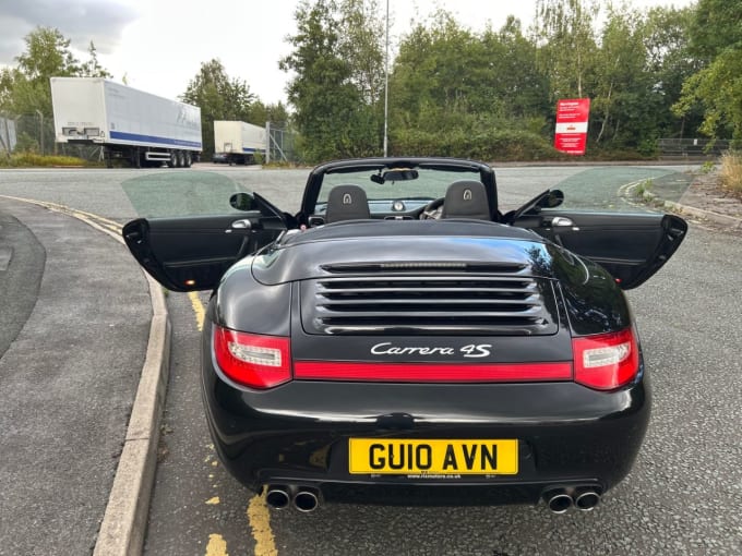 2025 Porsche 911
