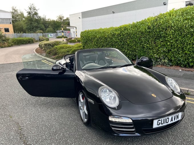 2025 Porsche 911