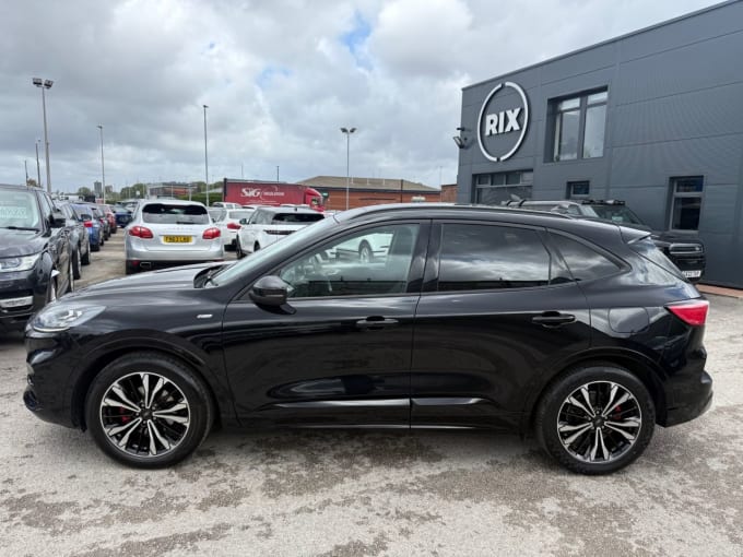 2025 Ford Kuga