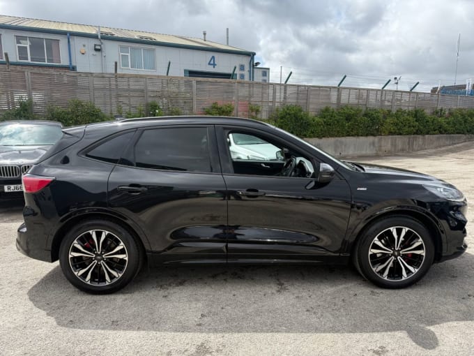 2025 Ford Kuga