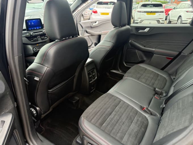 2025 Ford Kuga