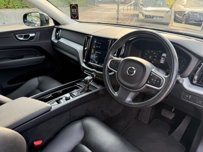 2025 Volvo Xc60