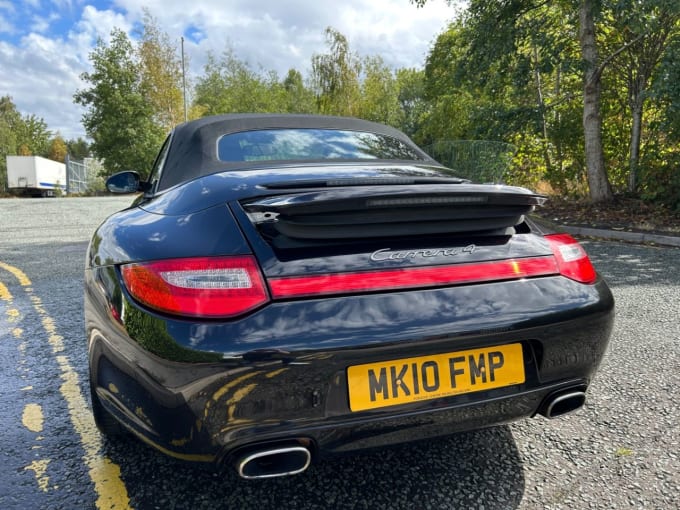 2025 Porsche 911