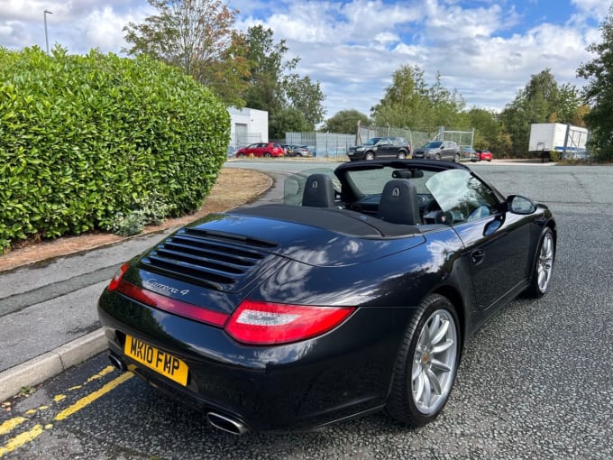 2025 Porsche 911