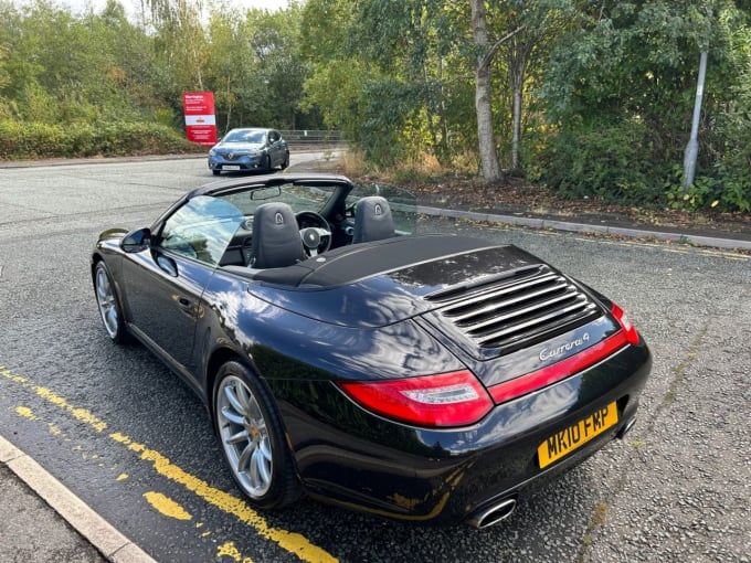 2025 Porsche 911