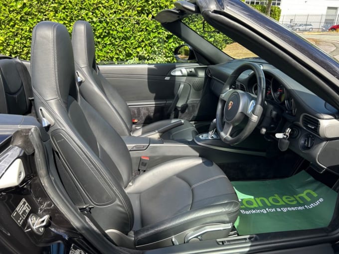 2025 Porsche 911